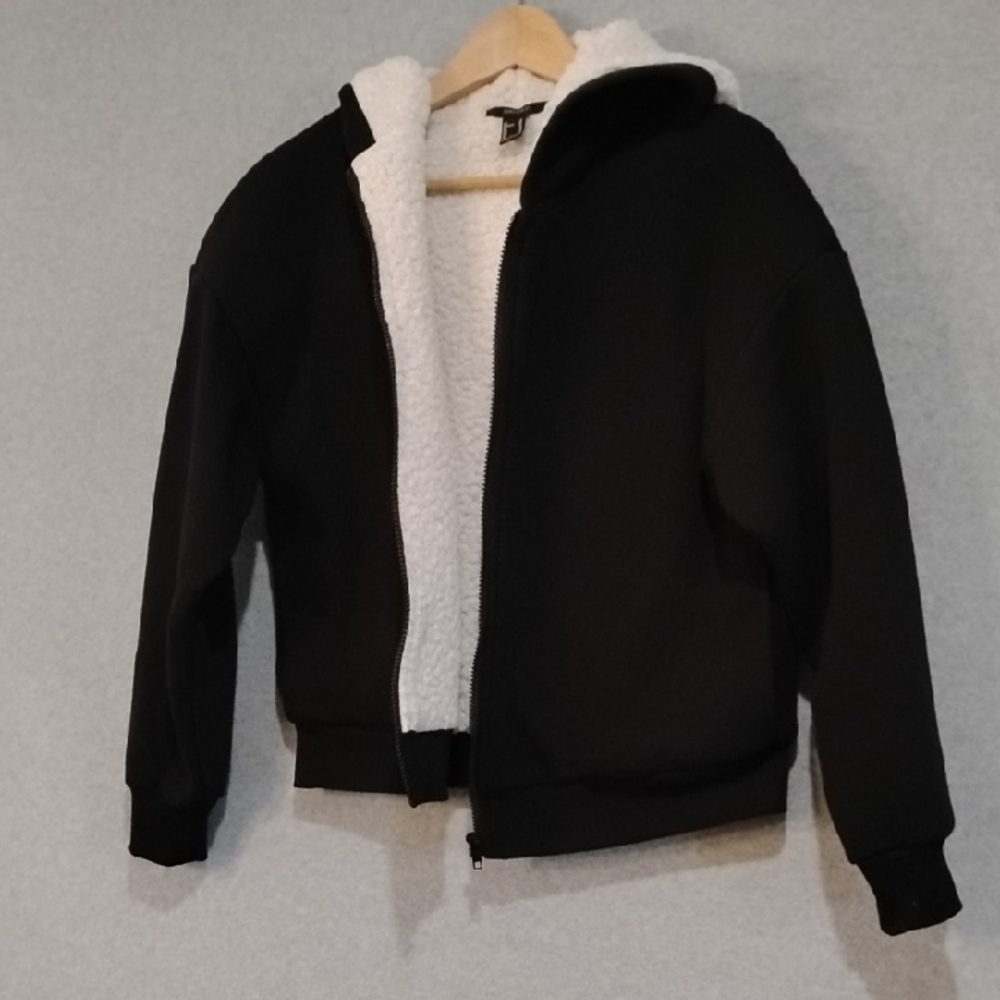 Forever 21 Black Sweatshirt with Cream Sherpa Lining